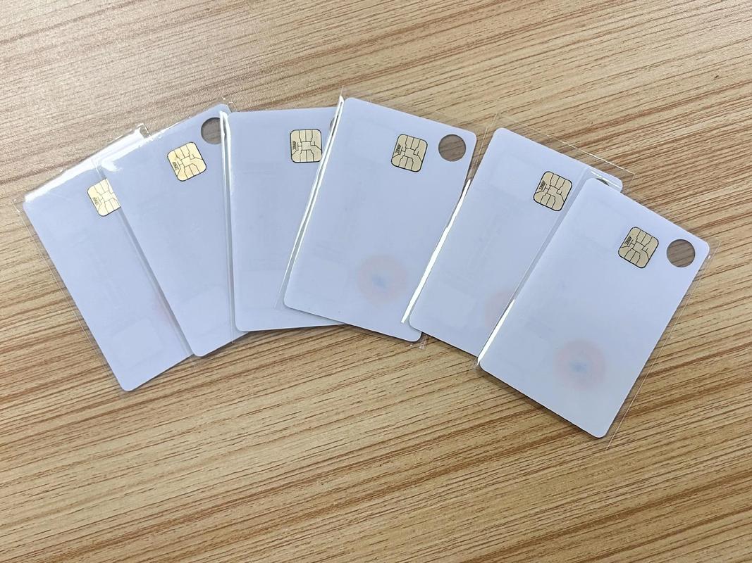 三频卡新上线 一张卡片，全频领先，多维解锁智慧生活